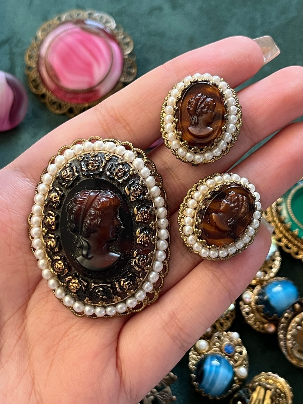 Vintage West Germany Oval Cameo Brown Amber Glass Pearl Clip Earrings Brooch Set